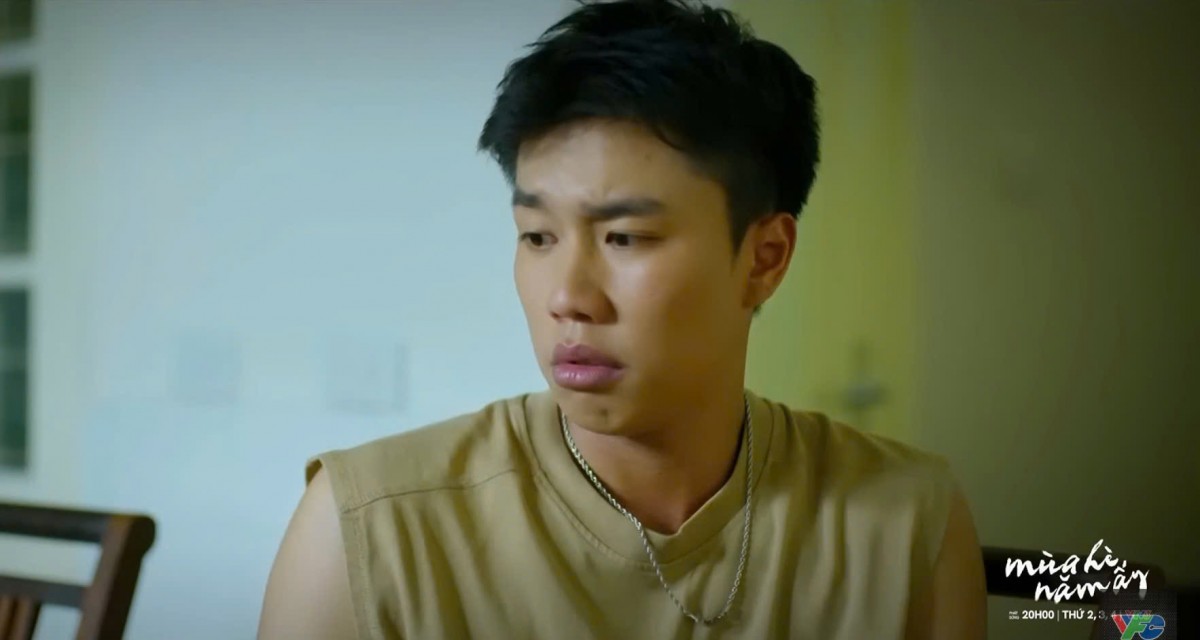 'Mùa hè năm ấy' tập 4: Khánh bất chấp bố mẹ, tìm cách cứu gia đình Phương