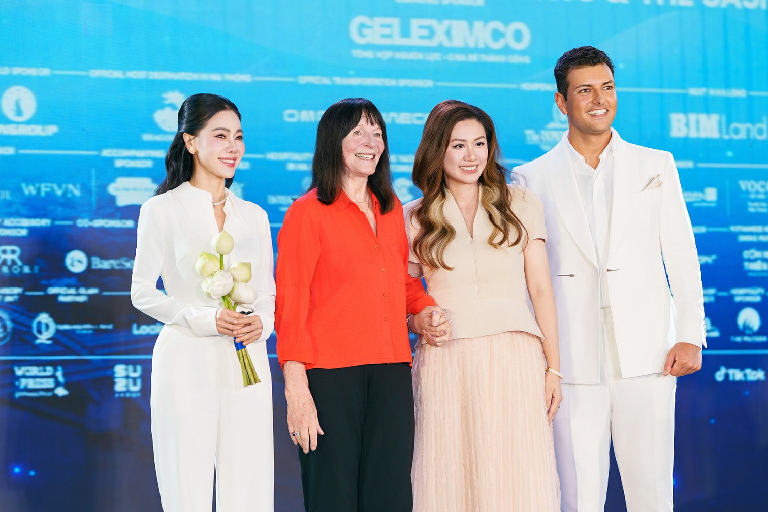111 thí sinh 'Miss World 2026' nhận sash tại Hải Phòng