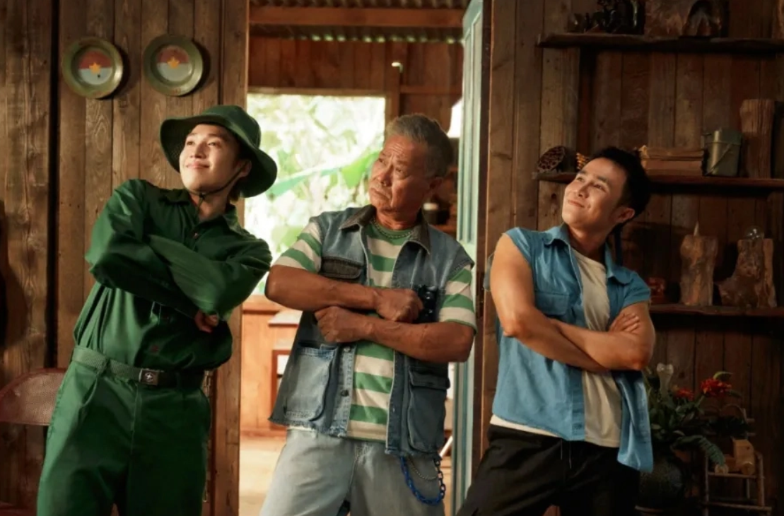 (Review) ‘Nghỉ hè sợ nghỉ hưu’: Câu chuyện dễ xem, thông điệp hòa bình chưa đủ tinh tế