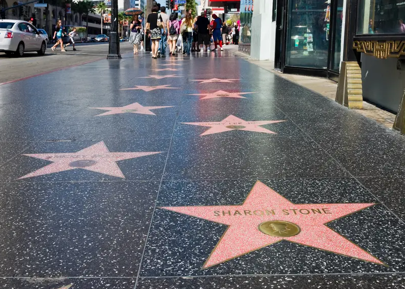 Sự sa sút của công nghiệp điện ảnh Hollywood