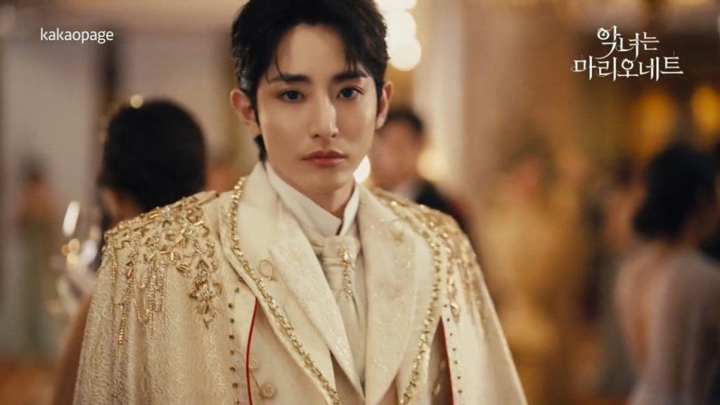 Lee Soo Hyuk bất ngờ rút khỏi bom tấn Netflix