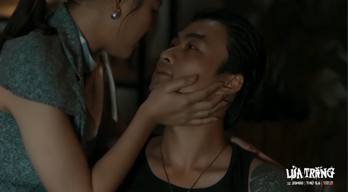 'Lửa trắng' tập 19: Bà trùm Santana 'tỏ tình' với Cương đen theo cách 'không ai bằng'