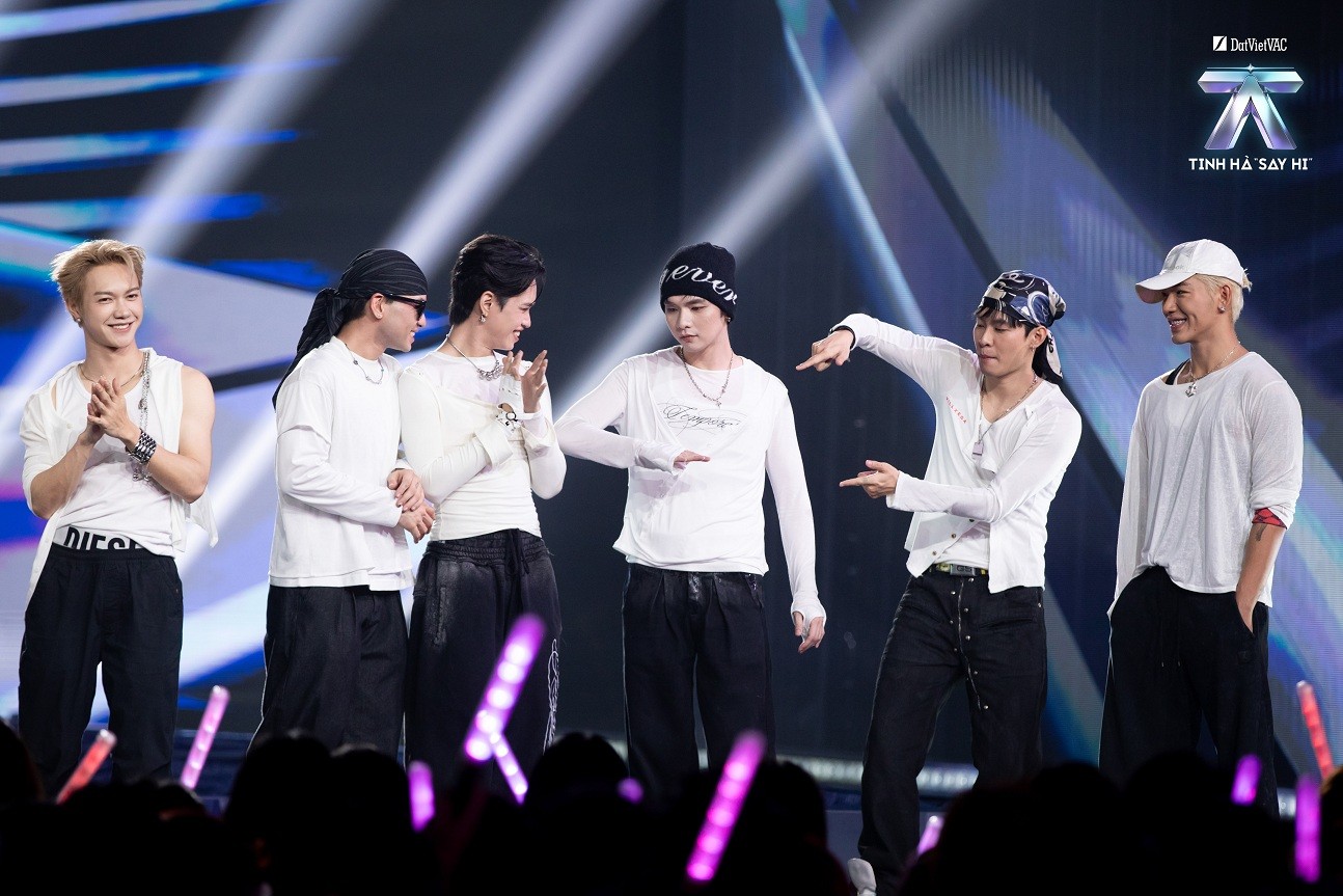 Highlight 1 tập 8 'Tinh hà 'Say Hi': Hai Liên quân 'tuyên chiến' trước Dance Battle, 24 Anh trai sẵn sàng khuấy động sân khấu nước