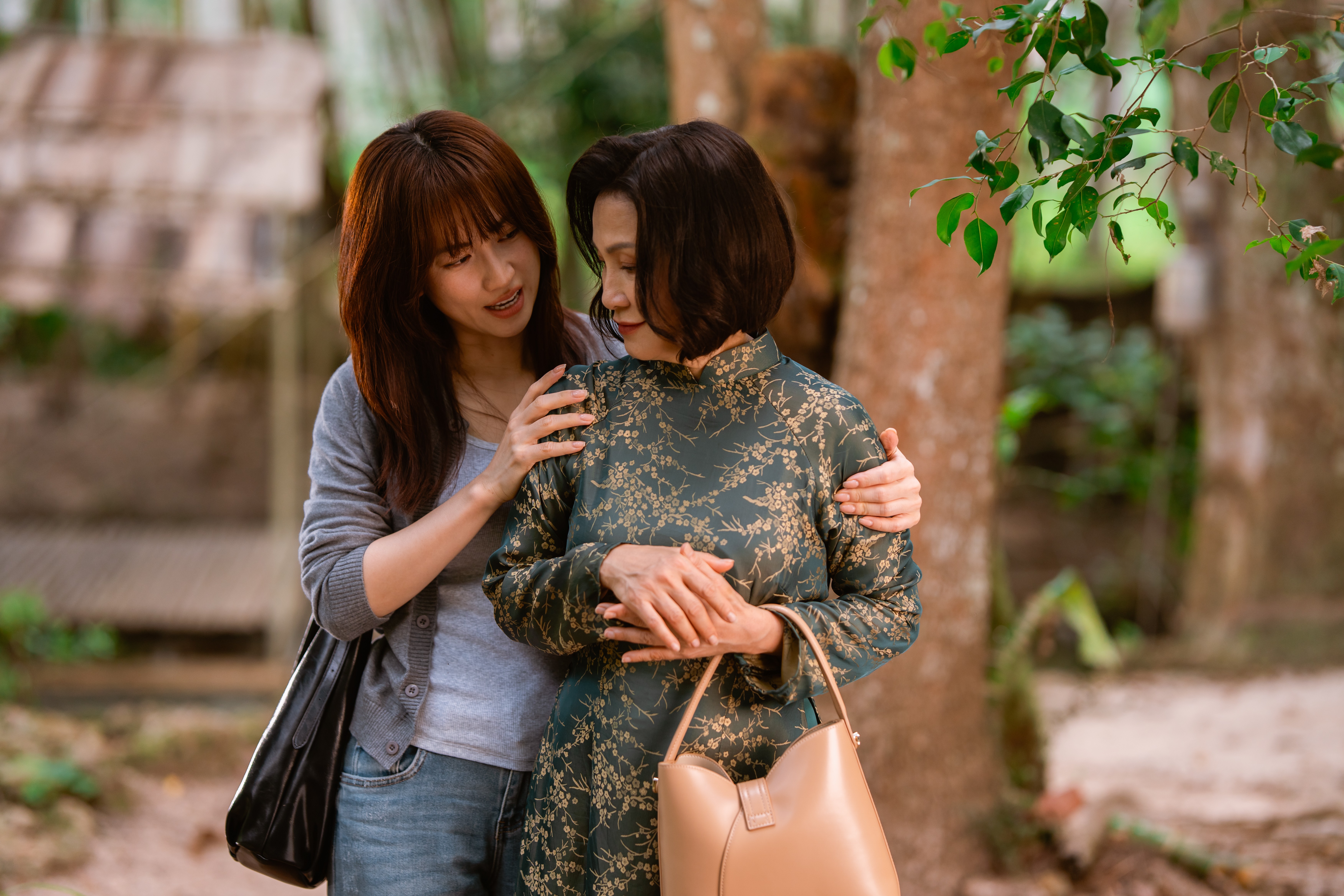 Lần đầu bắt tay Vũ Ngọc Đãng, Phương Anh Đào nhận ngay cú tát xé lòng từ 'mẹ' Hồng Đào