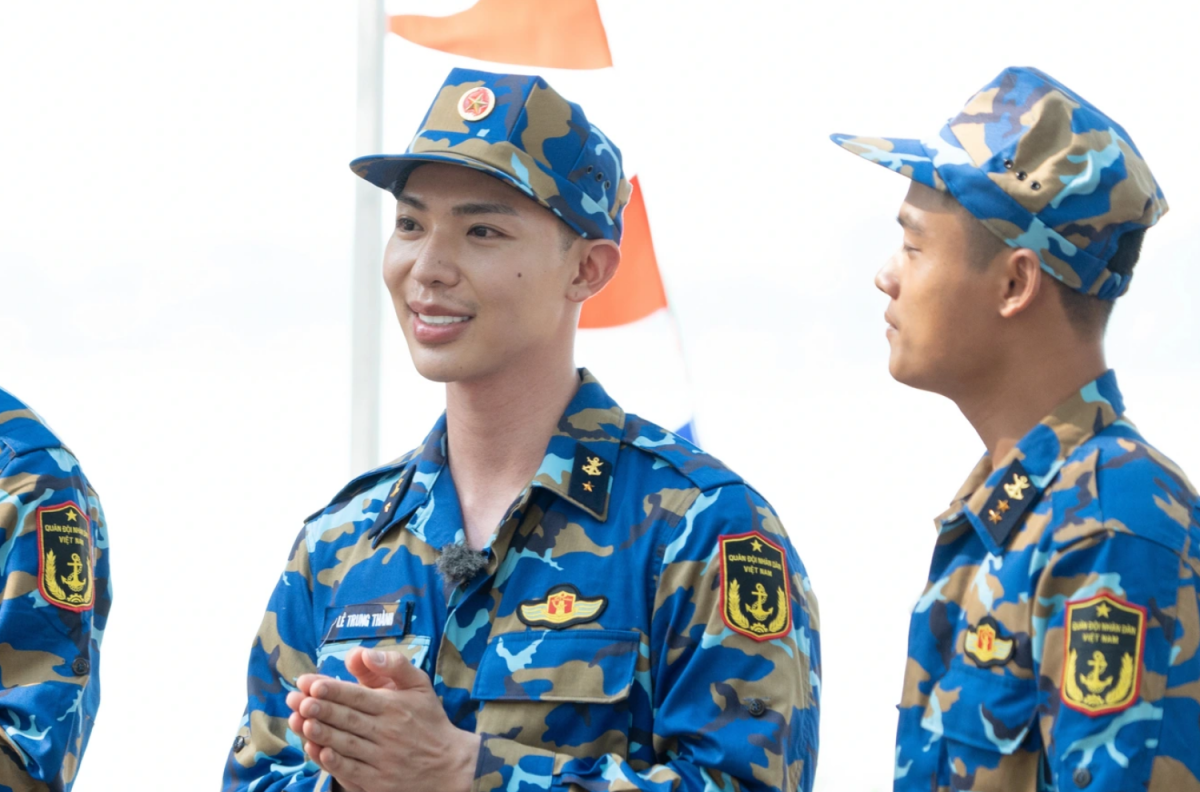 Erik nói gì sau những tranh cãi tại ‘Sao nhập ngũ’?
