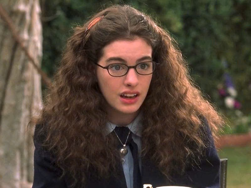 Anne Hathaway trở lại đỉnh cao Hollywood sau những năm tháng bị quay lưng