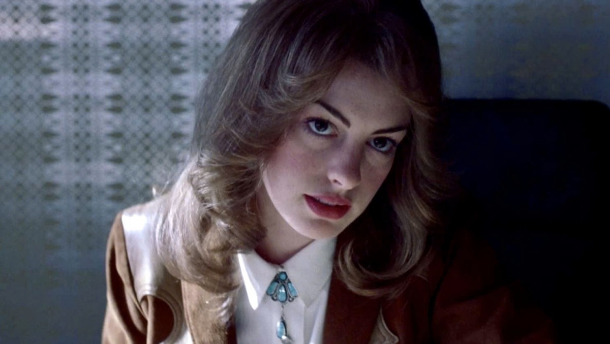 Anne Hathaway trở lại đỉnh cao Hollywood sau những năm tháng bị quay lưng