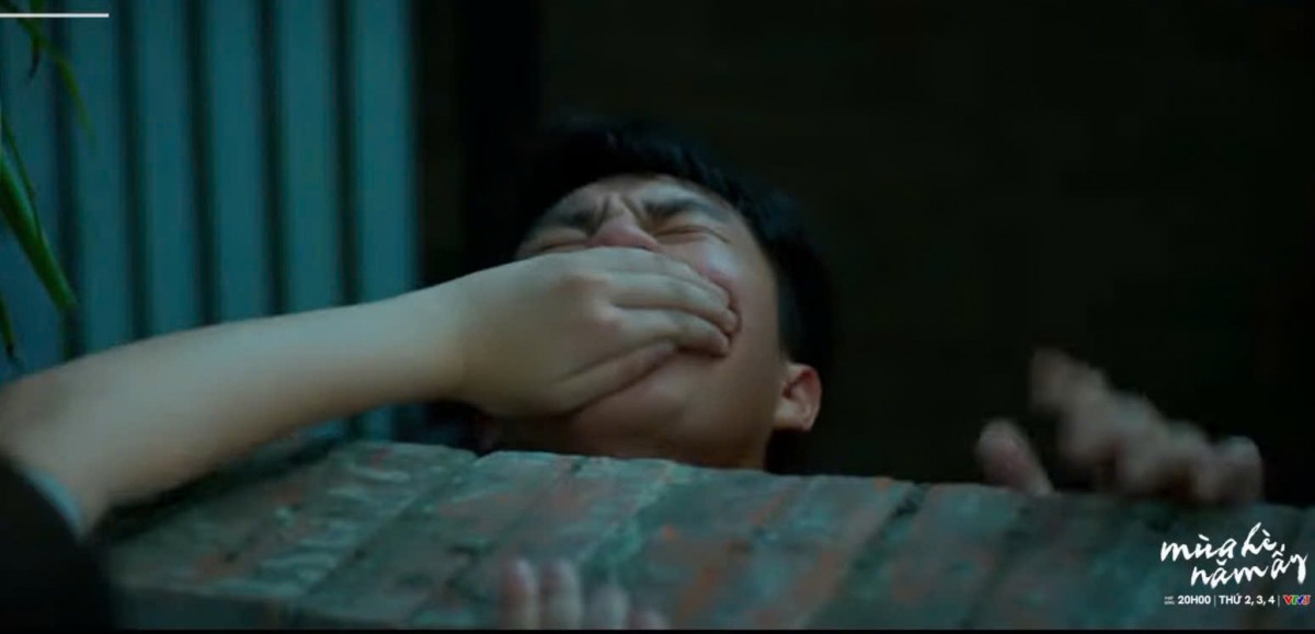 'Mùa hè năm ấy' tập 8: Tùng nổi giận khi Khánh và Phương thành đôi