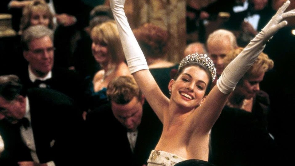 Anne Hathaway trở lại đỉnh cao Hollywood sau những năm tháng bị quay lưng