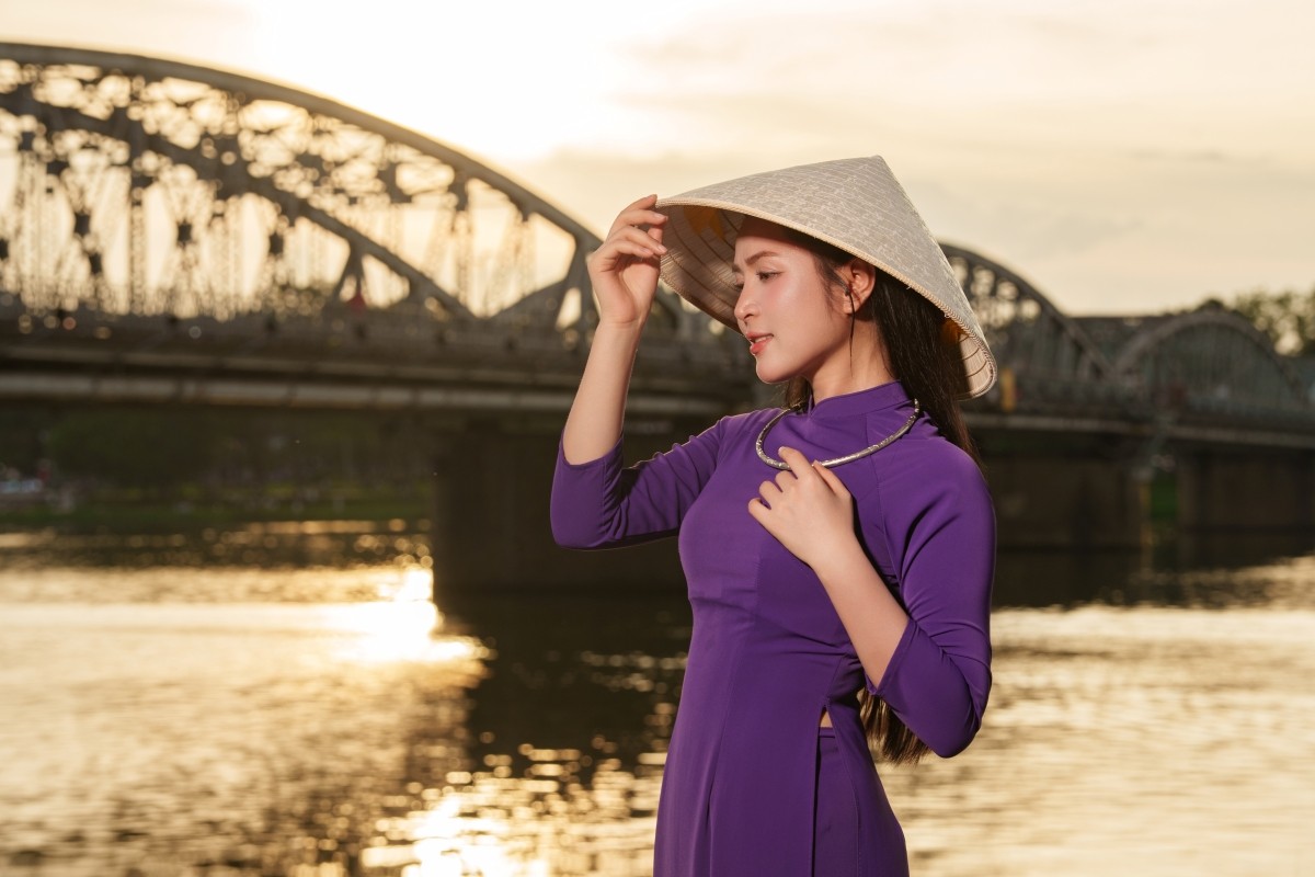 Duyên Quỳnh trình làng 'Việt Nam gấm vóc rạng ngời', góp thêm ca khúc ý nghĩa dịp 2/9