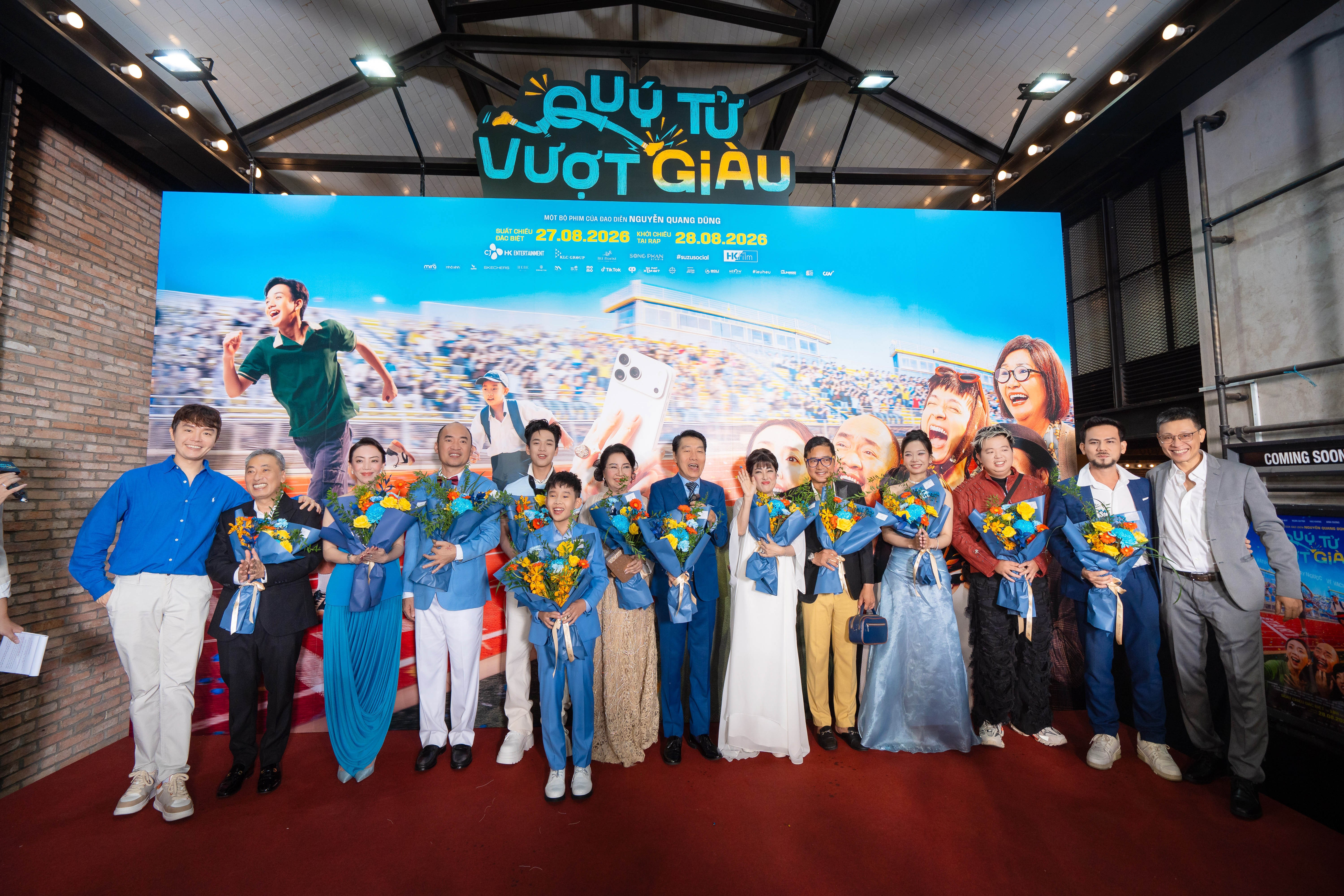 Đạo diễn Nguyễn Quang Dũng chia sẻ về áp lực làm phim 'remake', Thu Trang - Tiến Luật bồi hồi khi vào vai vợ chồng 'giả nghèo' ở 'Quý tử vượt giàu'