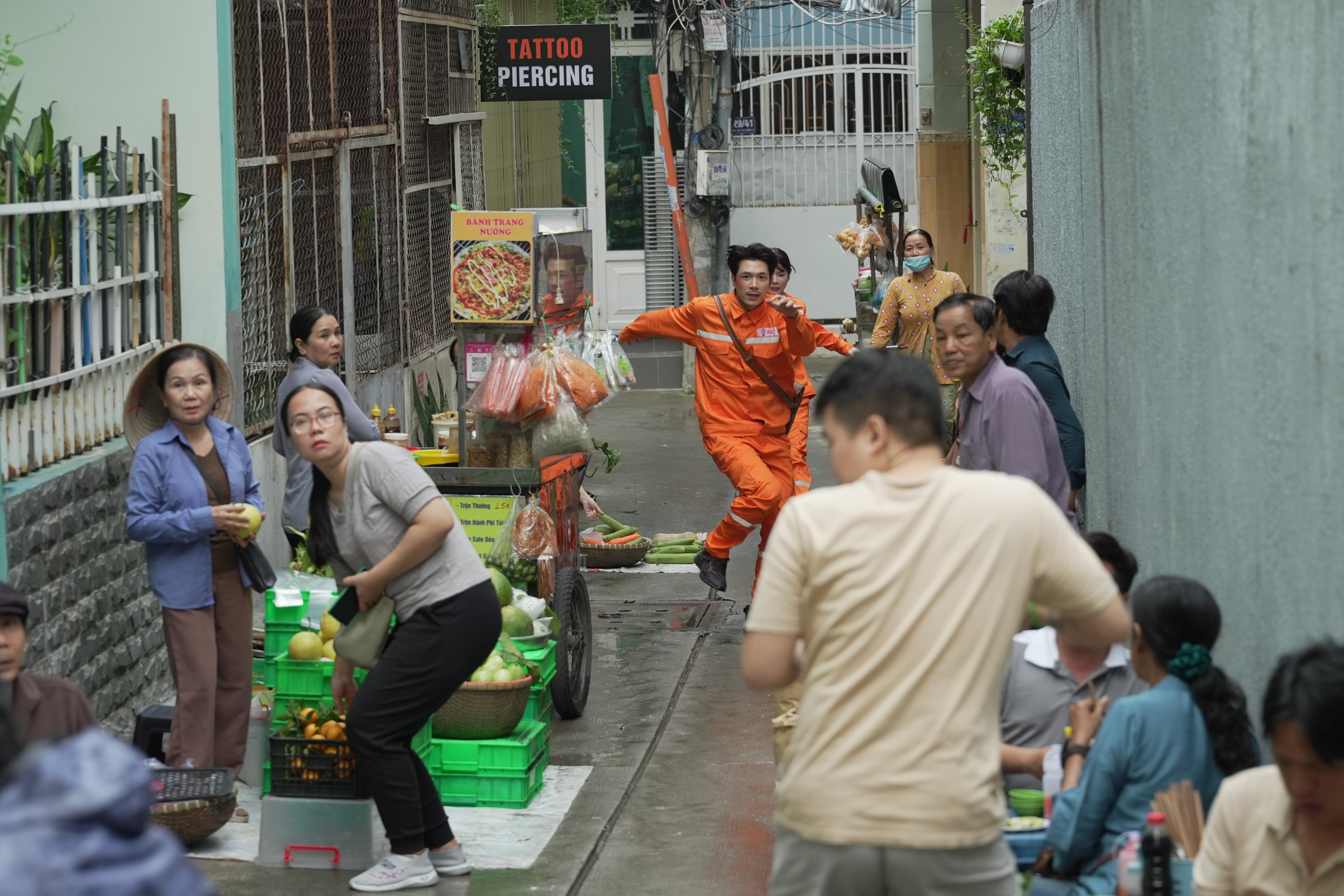 'Án mạng xém hoàn hảo': Hóa ra trong mắt Atus, Huy Khánh là người 'phiền phức, gây nhiễu thông tin'