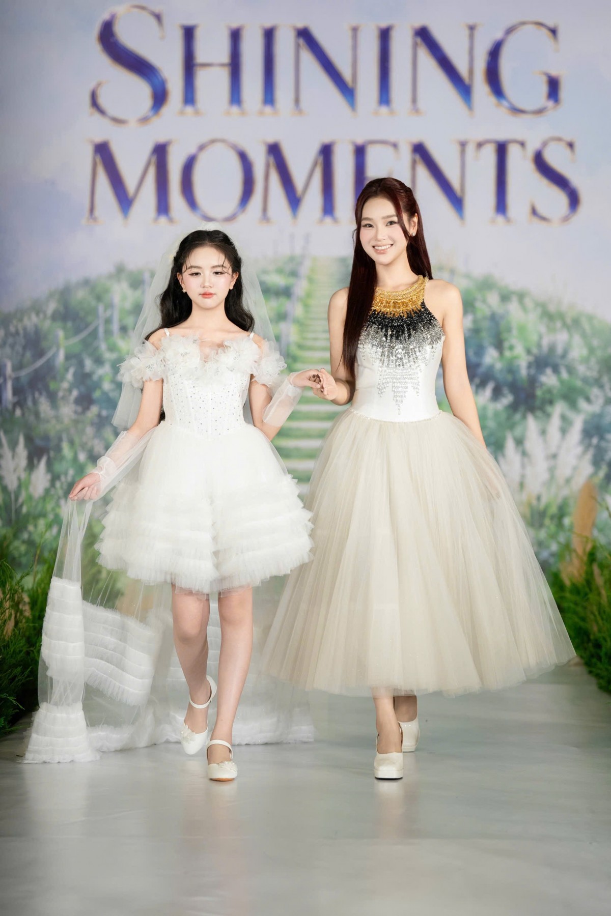 Diễn viên Cù Trà cùng hơn 200 mẫu nhí tỏa sáng tại Shining Moments 2026
