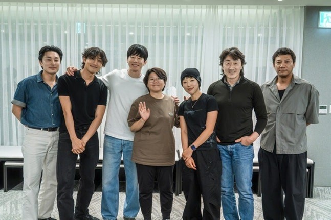 Kim Moo Yul trở lại với phim hành động Netflix