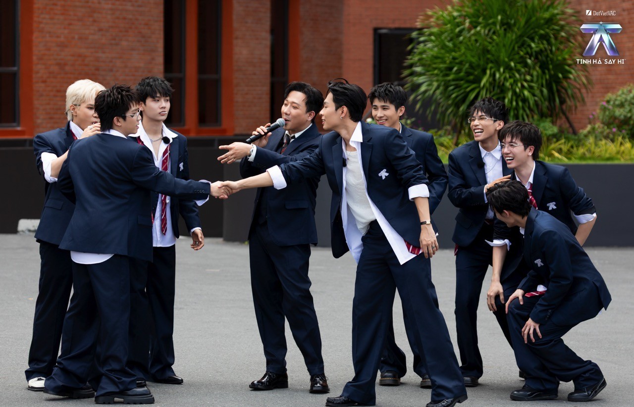 5 nhóm học sinh chính thức chào sân 'Tinh hà 'Say Hi': Lập Dị, Rich Kids, Trai Trầm, Cá Biệt và Hot boy thể thao
