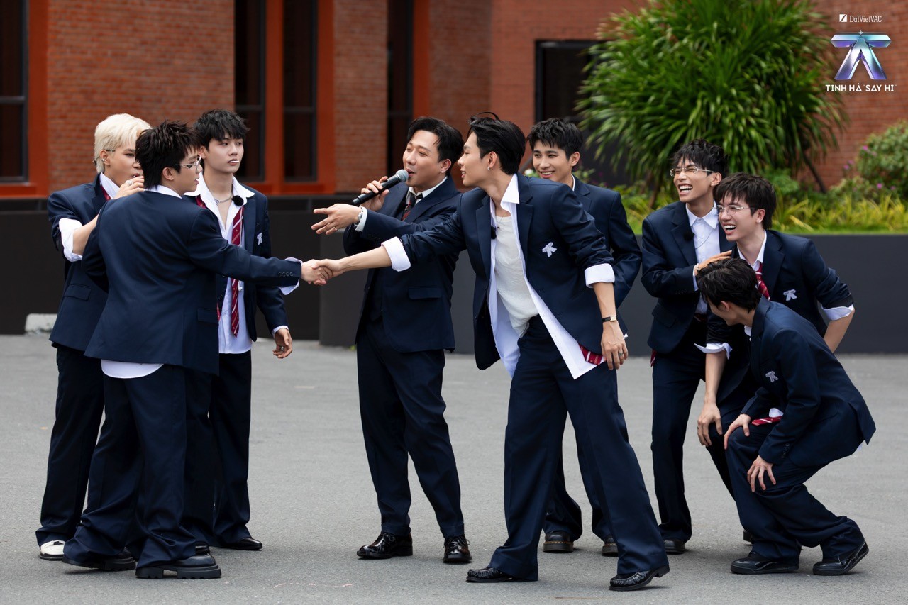 5 nhóm học sinh chính thức chào sân 'Tinh hà 'Say Hi': Lập Dị, Rich Kids, Trai Trầm, Cá Biệt và Hot boy thể thao