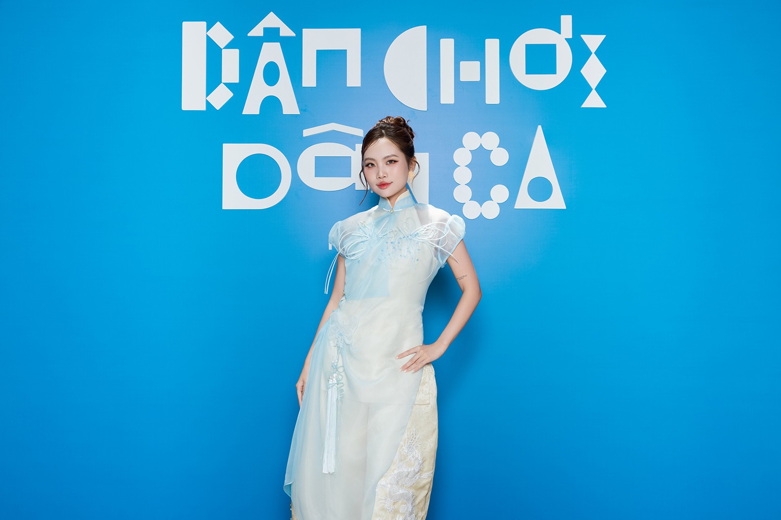 Phương Mỹ Chi công bố album 'Dân chơi dân ca', tiếp tục hành trình đưa văn hóa đến gần khán giả trẻ