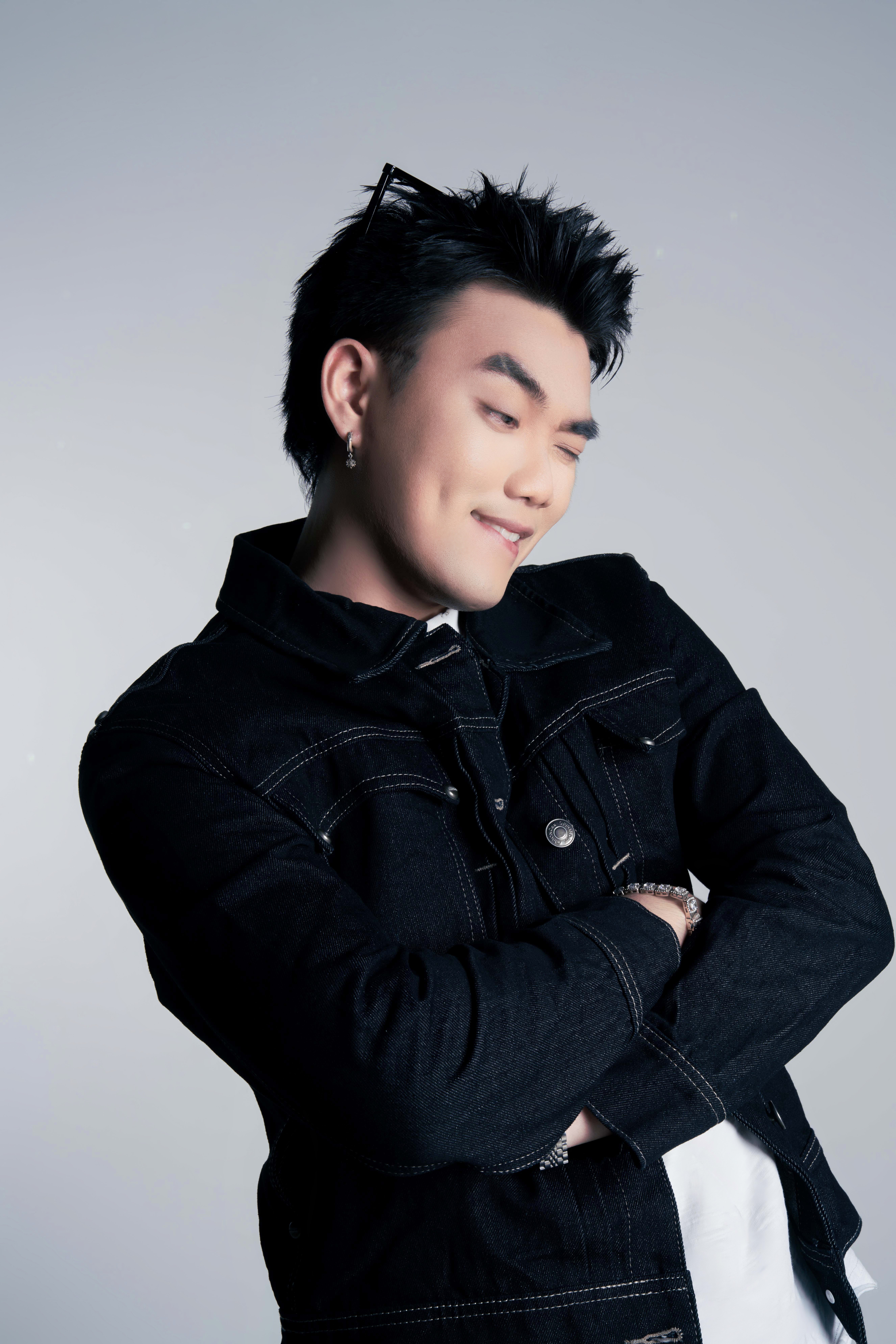 GUrbane kết hợp Hoàng Tôn, tạo nên cuộc gặp gỡ giữa hai thế hệ R&B qua 'Lạc bước trong ngần mắt em'