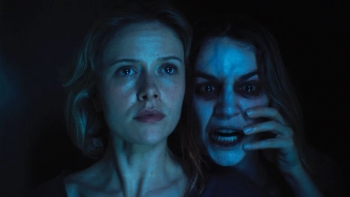 3 thế hệ trong 'Insidious 6': Khi 'món quà' gia đình dẫn lối quỷ dữ tràn ra thế giới thực