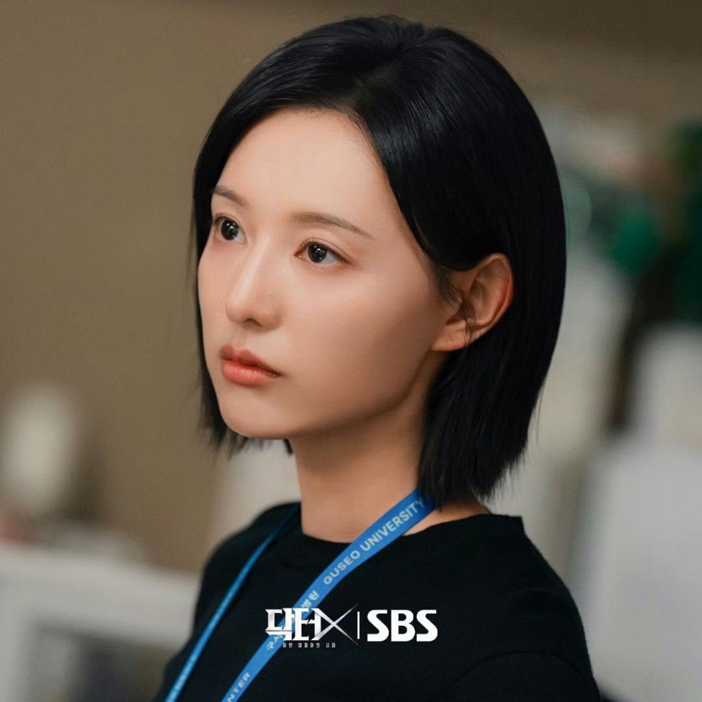 Kim Ji Won lột xác ngoạn mục sau 'Queen of Tears'