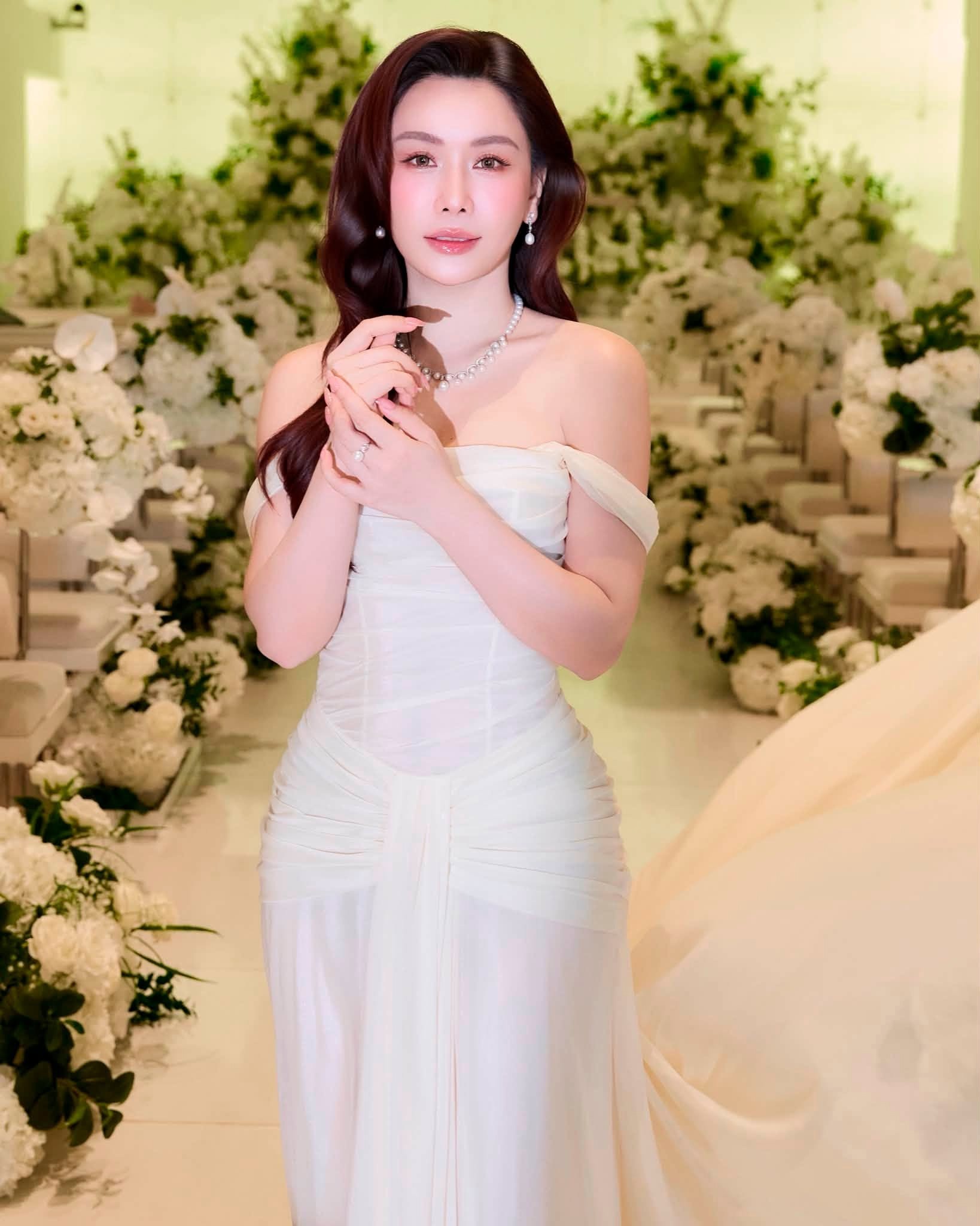 Lý do MC Anh Thơ ít khoe thành tích học tập của con gái, dù luôn trong Top đầu của trường?