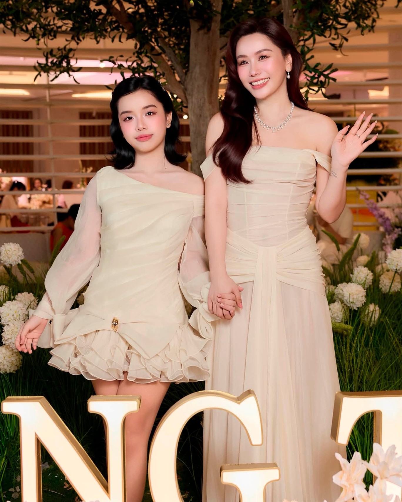 Lý do MC Anh Thơ ít khoe thành tích học tập của con gái, dù luôn trong Top đầu của trường?