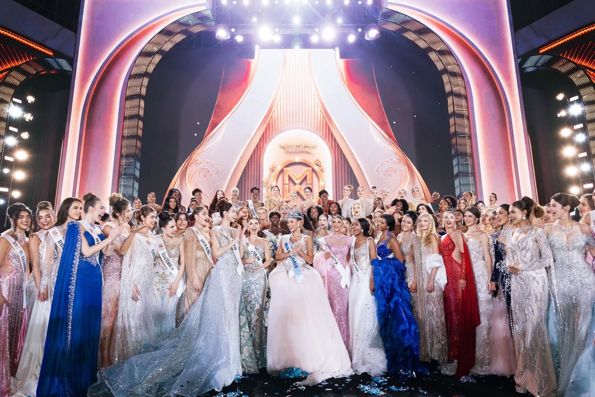 Đêm đăng quang tại Việt Nam, kỷ niệm 75 năm 'Miss World - Hoa hậu thế giới'