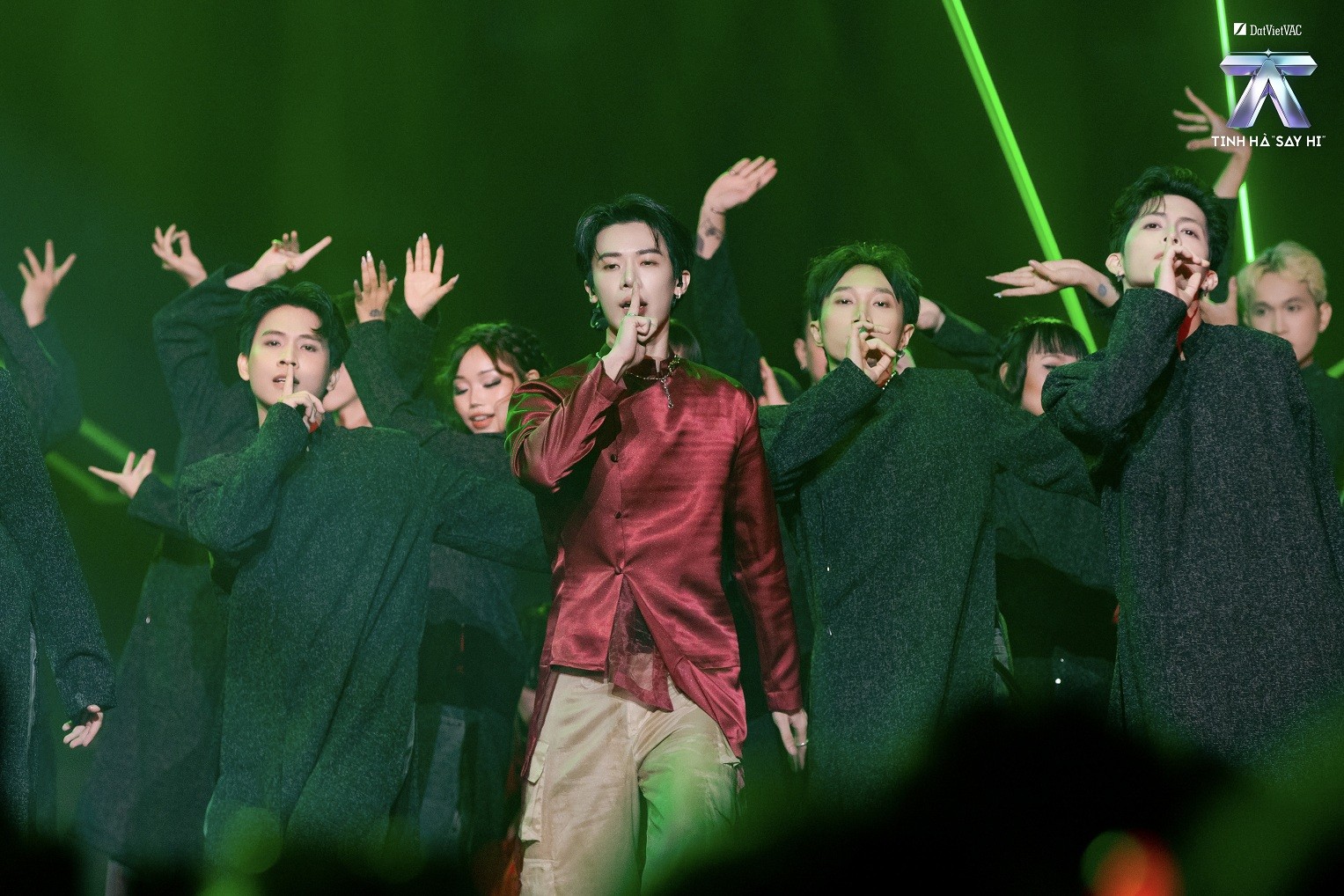 'Tinh hà 'Say Hi': 5 producer quốc tế nhập cuộc, 20 Anh trai bước vào vòng đấu sinh tử trước chung kết