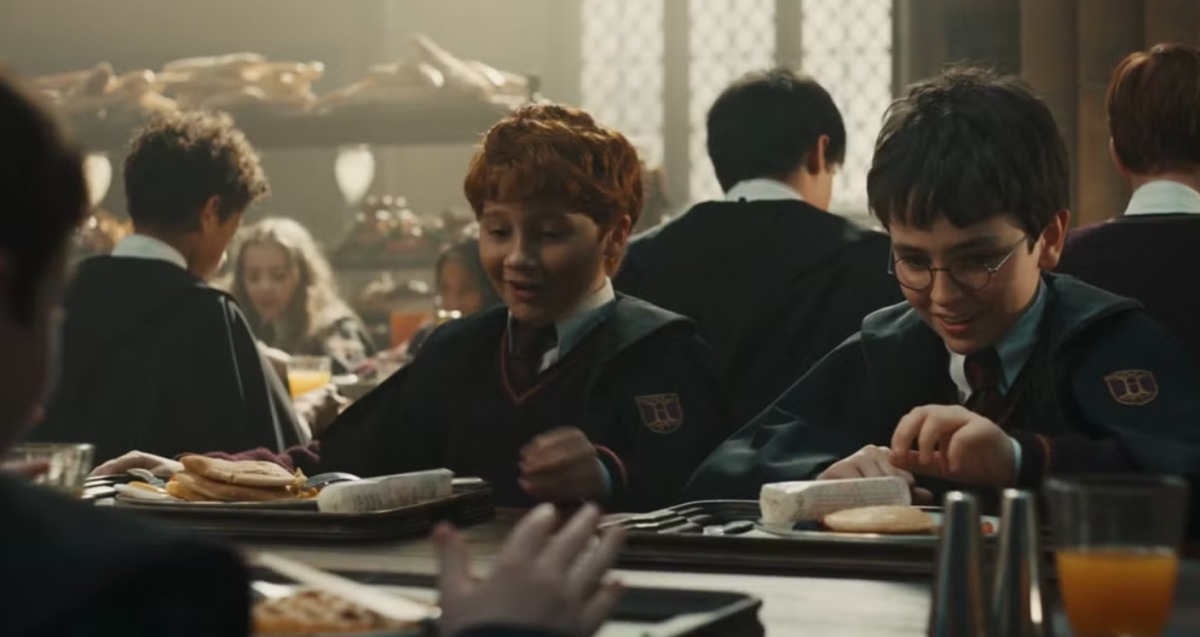 ‘Harry Potter’ bản truyền hình và tranh luận về bàn tiệc Hogwarts