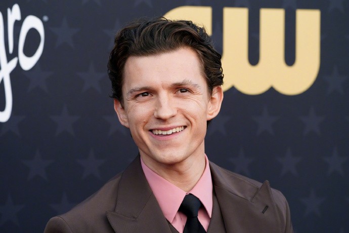 30 tuổi, Tom Holland là diễn viên có doanh thu phòng vé cao nhất thế giới