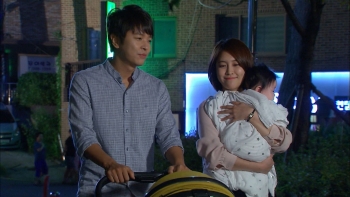 Park Min Ji - Go Woo Ri: Từ những màn xung đột trên phim đến tình bạn thân thiết ngoài đời