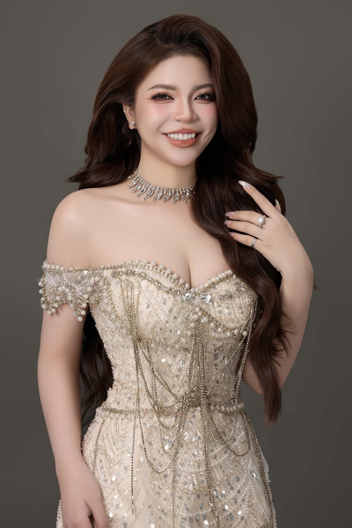 Huỳnh Kim Liên tỏa sáng tại Đức với danh hiệu 'Hoa hậu doanh nhân toàn cầu tại Châu Âu'