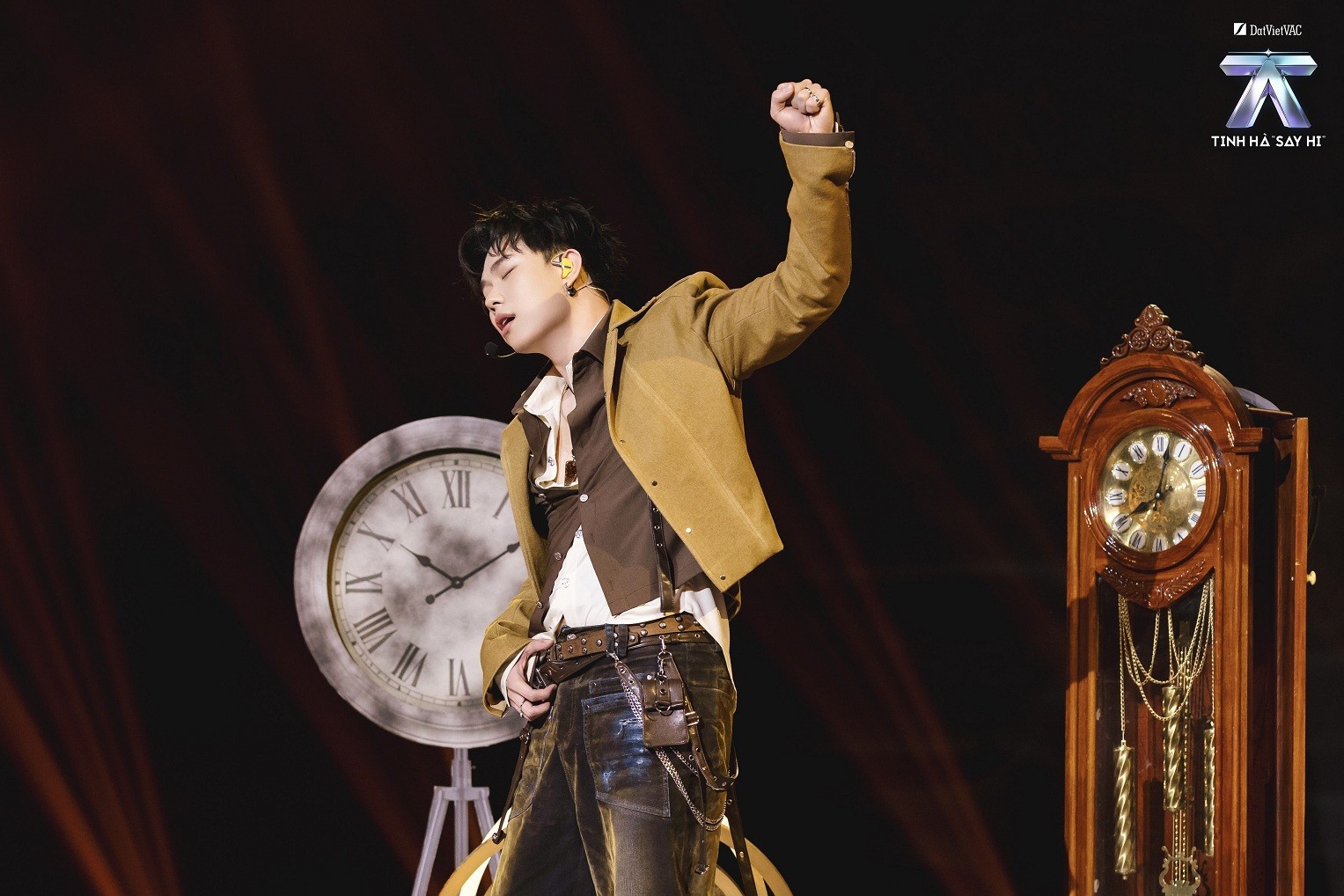 Livestage 5 'Tinh hà 'Say Hi': 8 Anh trai kể câu chuyện gì?