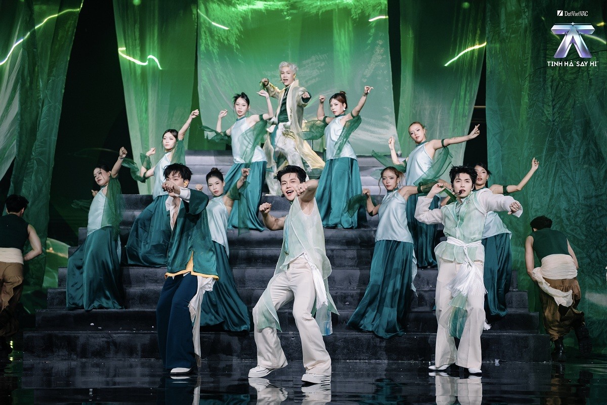 Livestage 5 'Tinh hà 'Say Hi': 8 Anh trai kể câu chuyện gì?