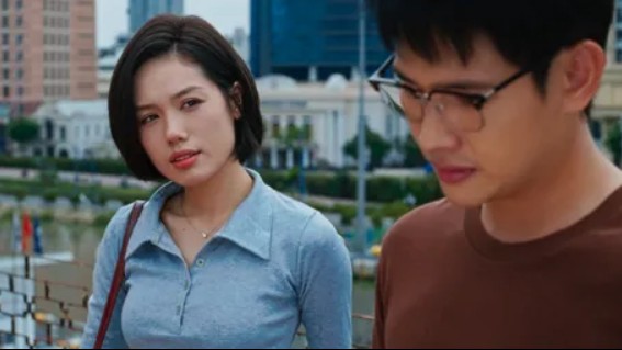 Doanh thu 2,3 tỷ đồng, ‘Bóng ma nhà hát’ gặp khó sau một tuần ra rạp