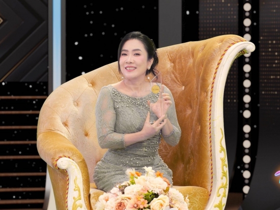 NSƯT Vân Khánh: Tôi học theo cái mới của giới trẻ nhưng biết lọc ra điều phù hợp!
