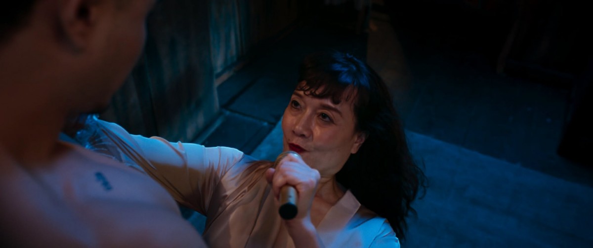 ‘Trại buôn người’ thắng lớn cuối tuần, ‘Án mạng karaoke’ bất ngờ lùi lịch
