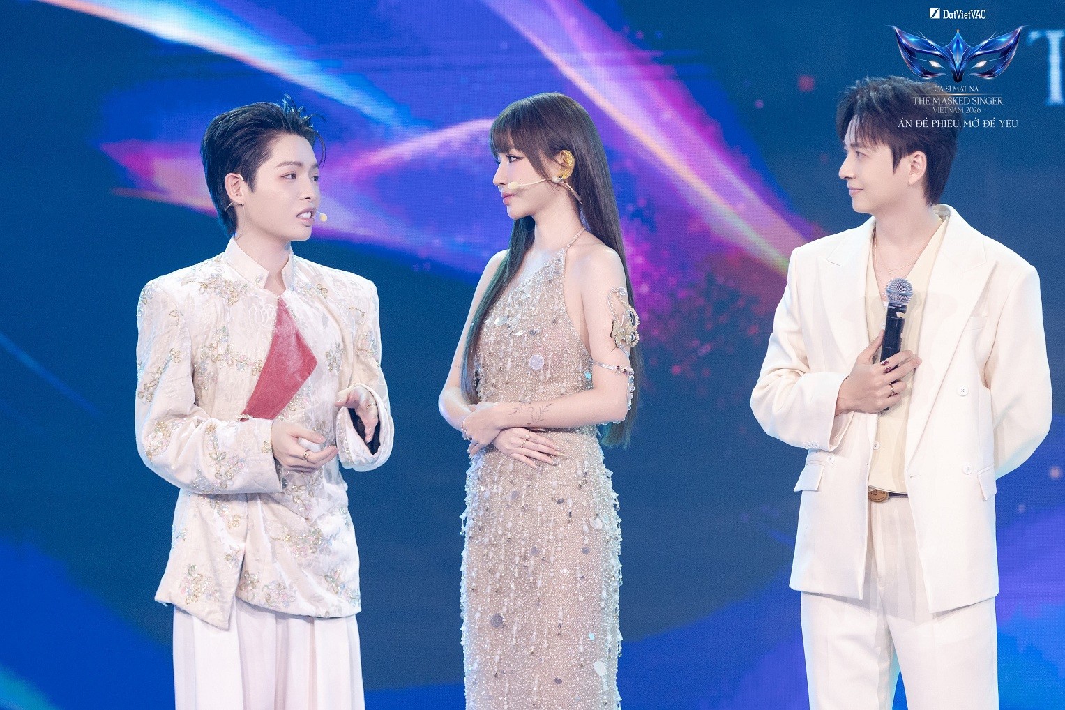 'The Masked Singer Vietnam 2026': 5 mascot đầu tiên lộ diện, Ban cố vấn 'đau đầu' truy tìm danh tính