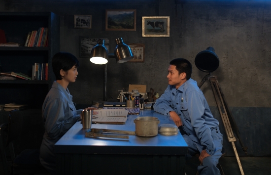 'Bò sữa bay' tung trailer chính thức: Huy Tít, Nguyễn Hùng khốn khổ vì phi vụ trộm cắp 'có một không hai'