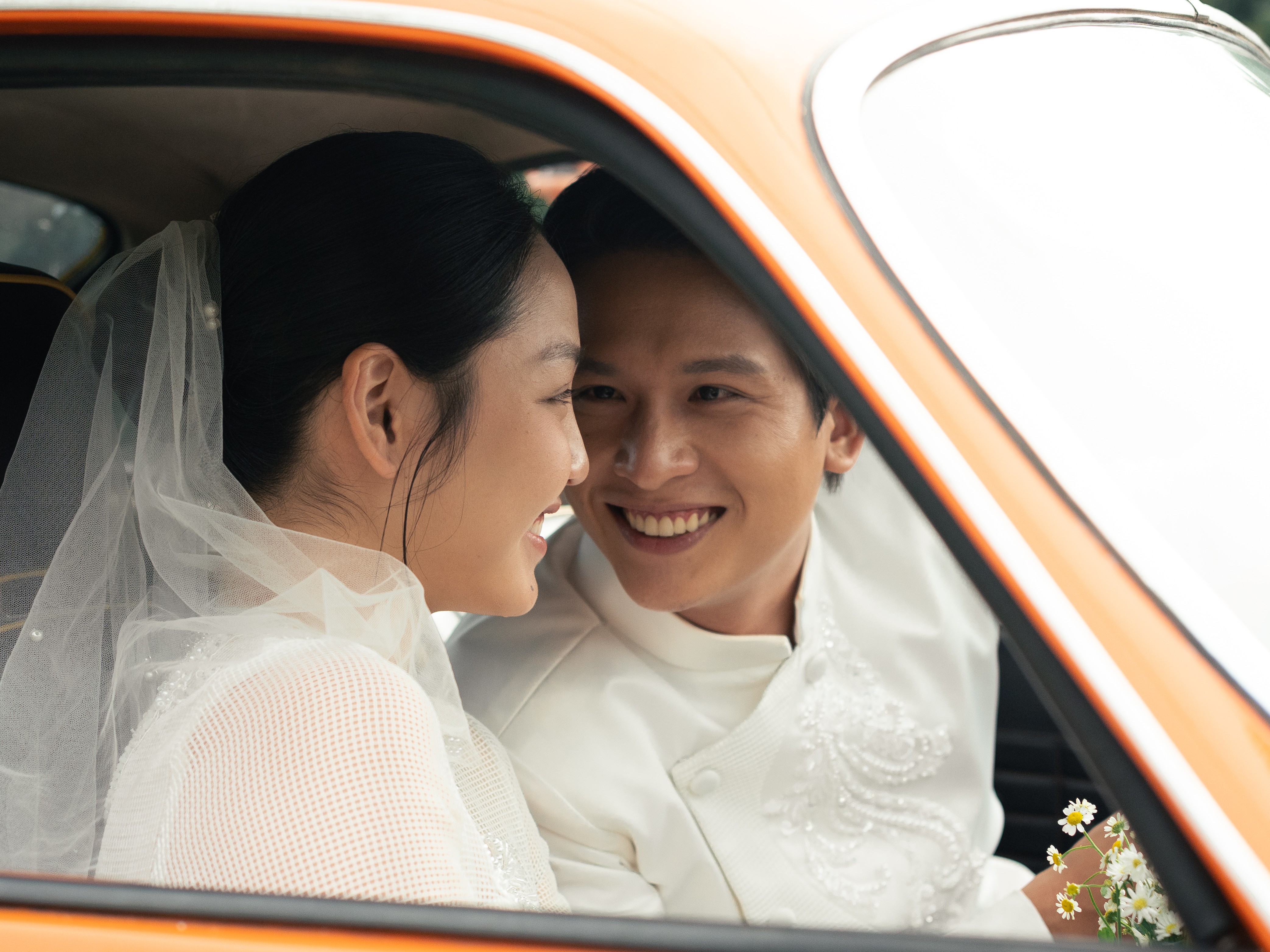 Đạo diễn Hàm Trần tiết lộ lý do đổi tên phim: 'Con mắt thứ ba' mới là cái tên thực sự thuộc về câu chuyện này