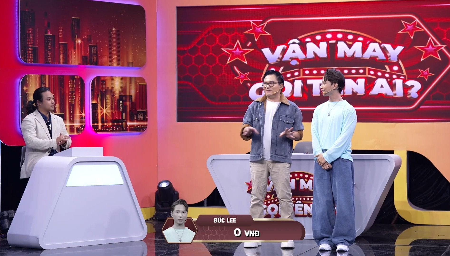 Nam ca sĩ với những bản tình ca khiến MC Đại Nghĩa 'trụy tim' xuất sắc dành trọn 138 triệu đồng tại 'Vận may gọi tên ai?'