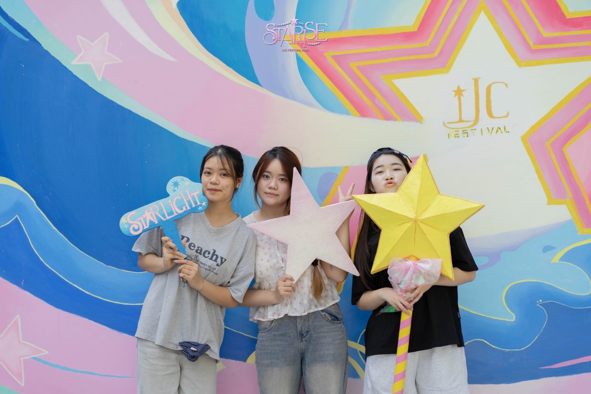Khám phá tọa độ ‘sống ảo’ của sinh viên trường Báo tại IJC Festival 2026: Starise