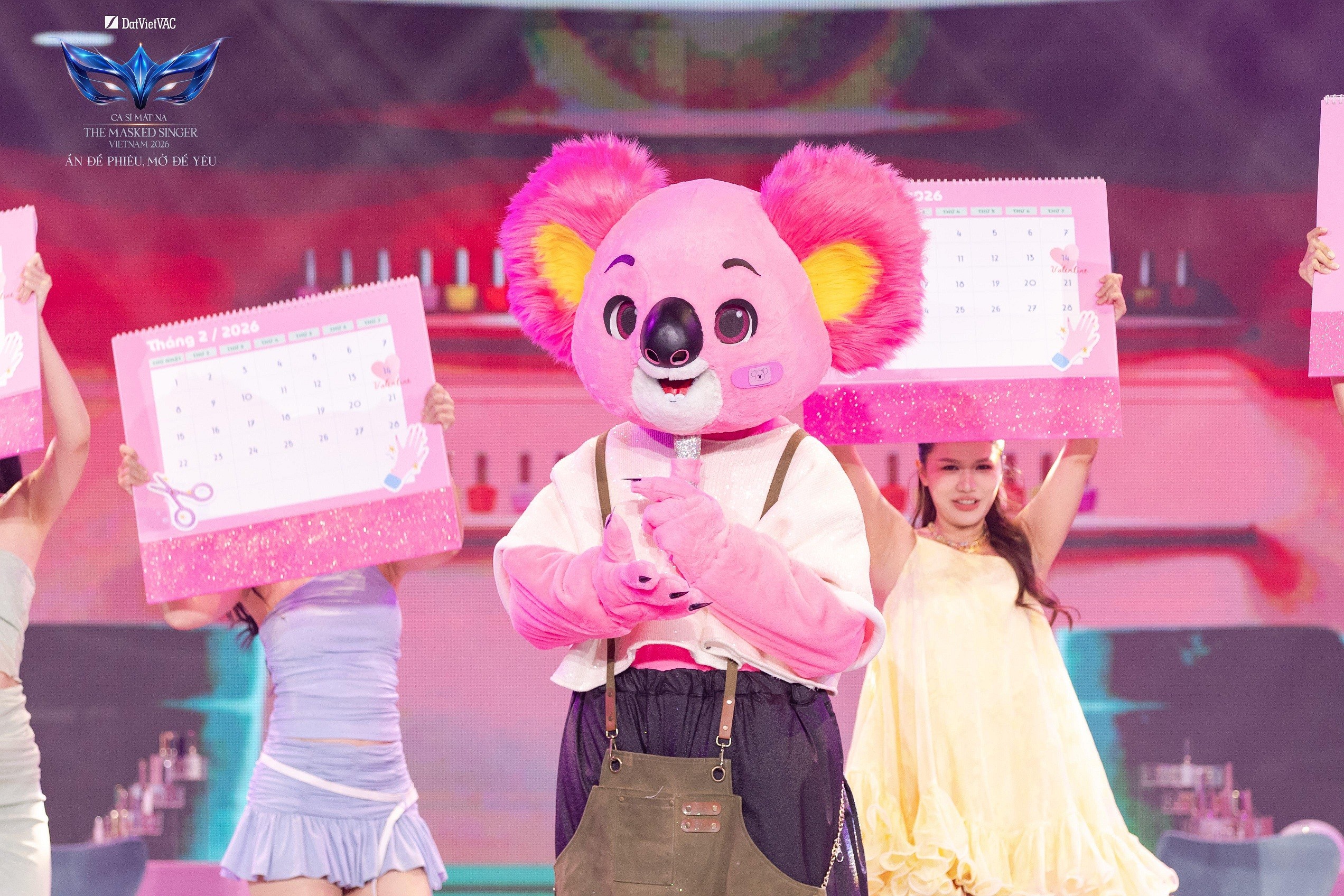Báo Berry mang màu sắc quốc tế lên sân khấu 'The Masked Singer Vietnam 2026'