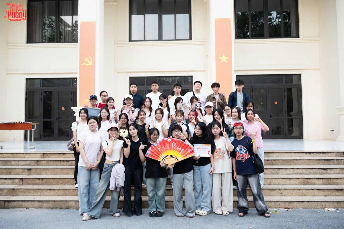 'Chạm phiến khơi phong' - Spotlight 2026 cùng sinh viên trường Báo khơi làn gió mới
