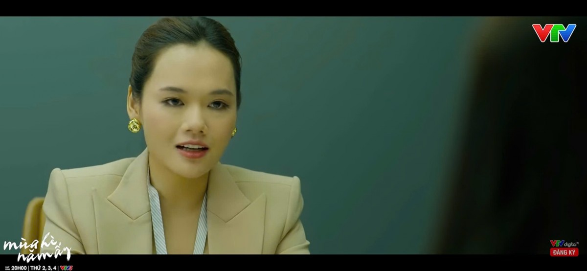 'Mùa hè năm ấy' tập 26: Bà Ngọc quỳ gối xin lỗi gia đình Khánh