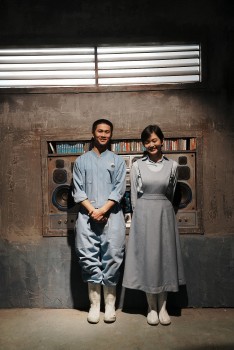 Nguyễn Hùng bùng nổ chemistry với Tiểu Vy, Ngọc Xuân trong MV 'Lỡ thương nhau' của phim 'Bò sữa bay'
