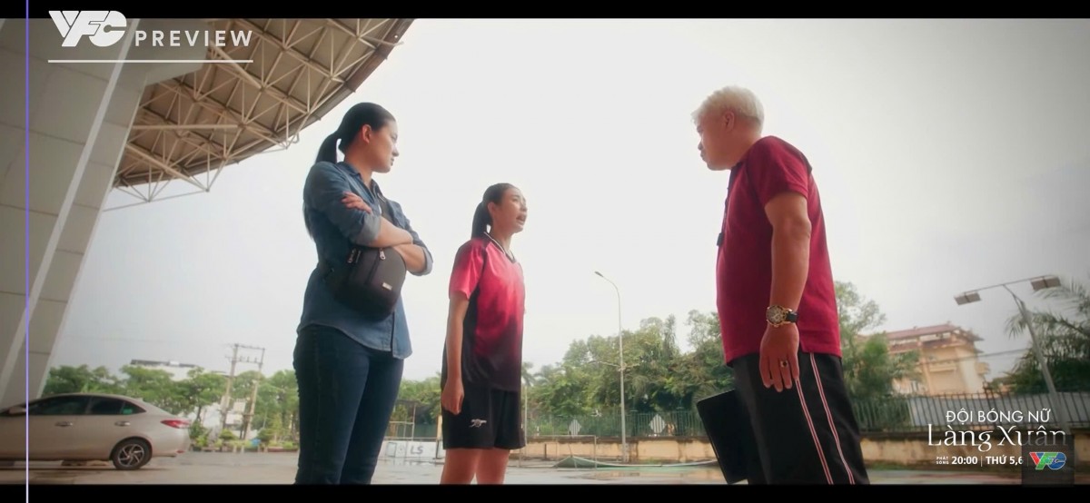 'Đội bóng nữ làng Xuân' tập 11: Đào thất vọng khi phát hiện bí mật của Lưu 'gù'