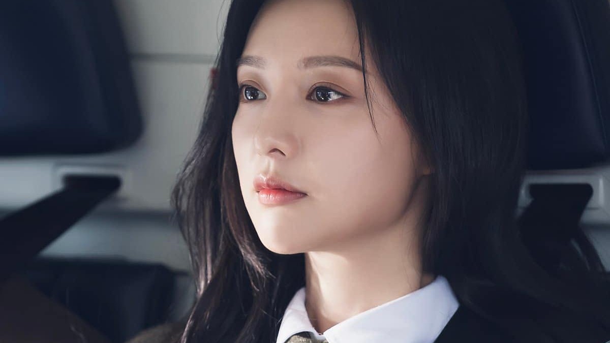 Kim Ji Won bật khóc khi nhận được lời mời tham gia 'Hậu duệ mặt trởi'