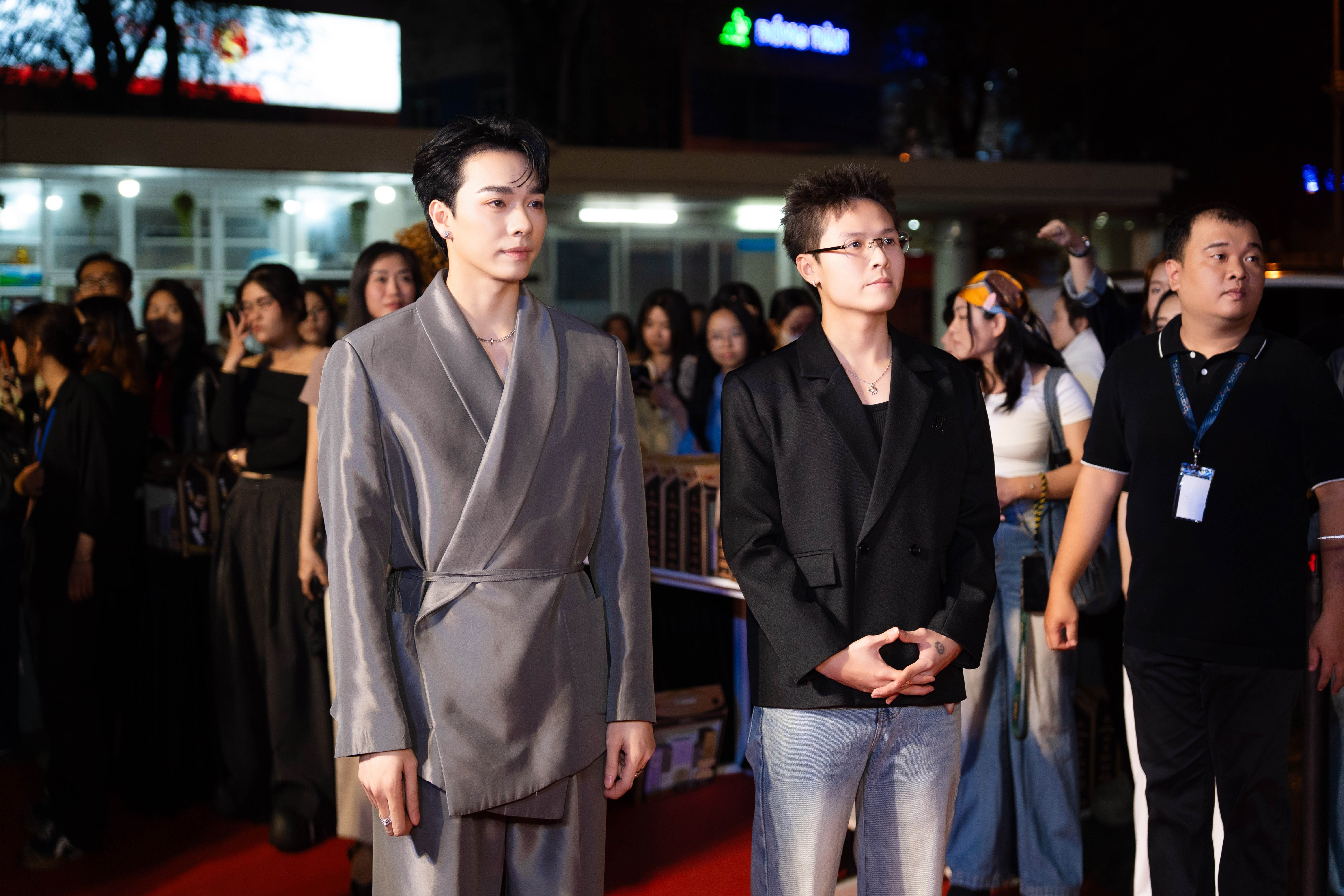 Engfa Waraha và Luke Ishikawa xuất hiện tại premiere 'Án mạng xém hoàn hảo'