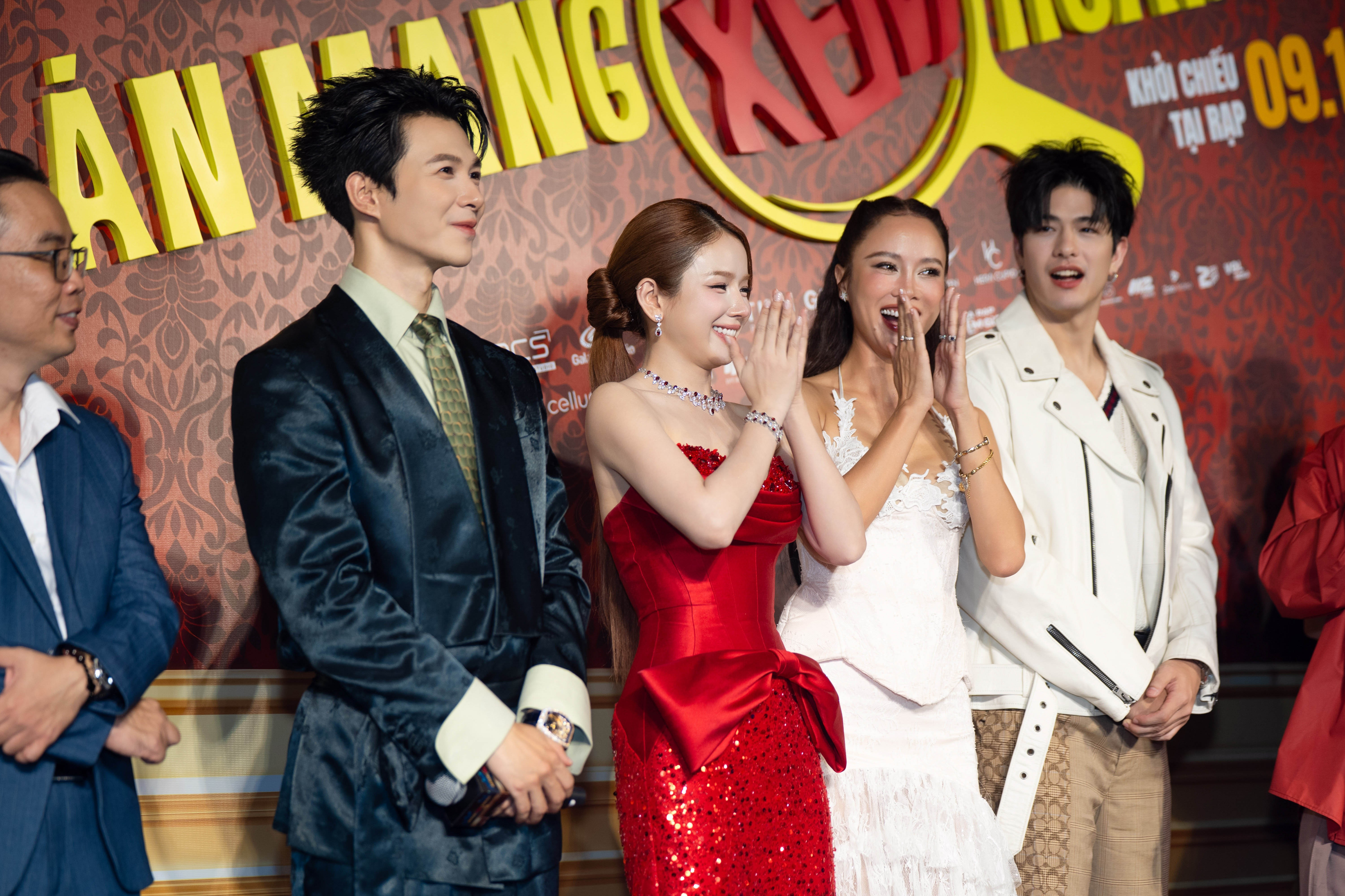 Engfa Waraha và Luke Ishikawa xuất hiện tại premiere 'Án mạng xém hoàn hảo'